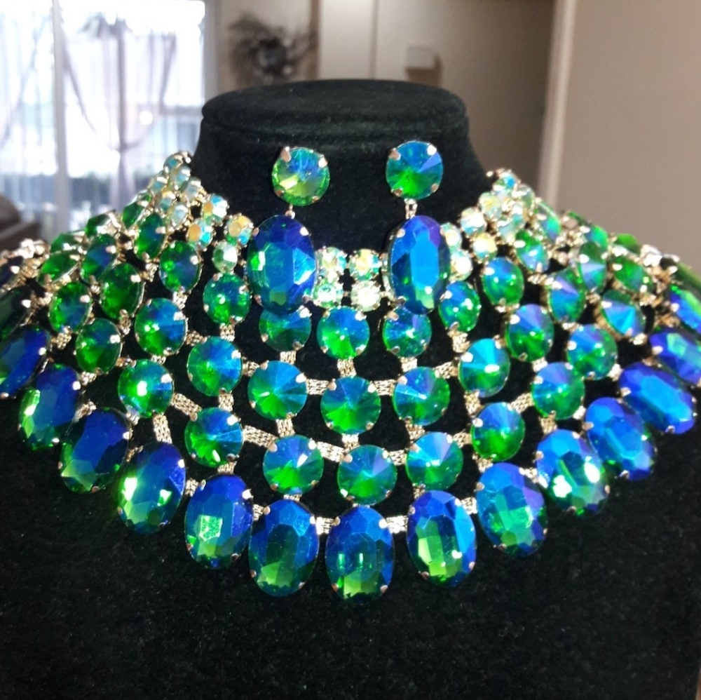 Silver & Clear Beaded Necklace Set